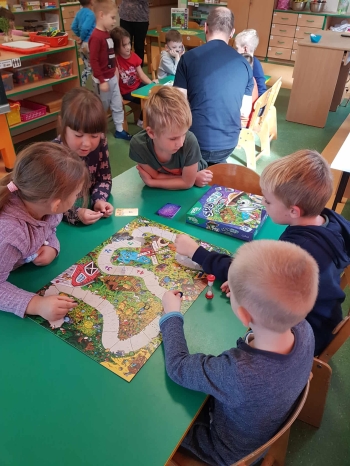 14b25d66-3c10-4b99-b604-e71cf27b93b0