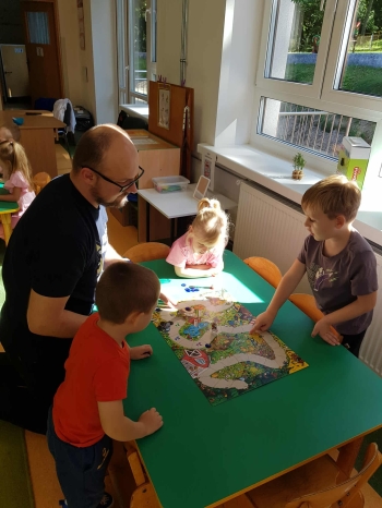 e1a20ae1-204a-4065-a459-48b968d5be7f