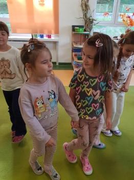 20251010_093420_104405