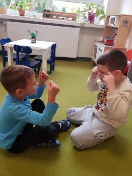 20251010_092754_103505