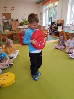 20251010_092343_103227