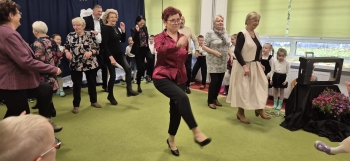 9cf9df72-8d27-4cc9-8a66-63bf1e1d8785