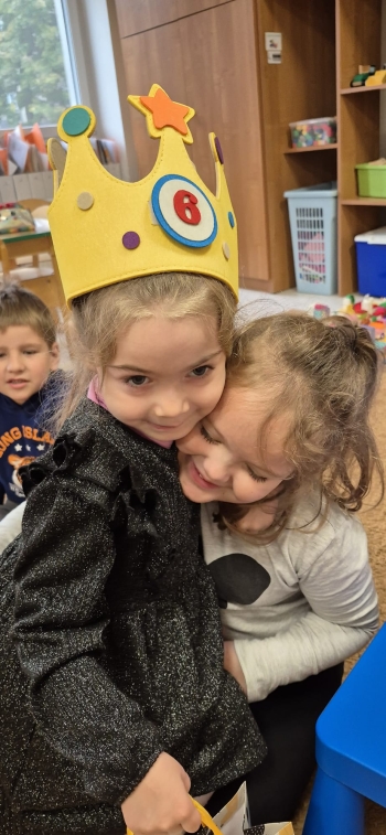 8ab6a699-2228-4b25-a8ef-0095c4dabded