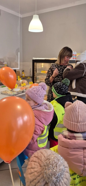 37e571f5-403b-475d-b3ff-4f548a774503