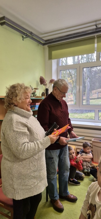 df3fc4ac-27eb-44af-a853-67584dee924e