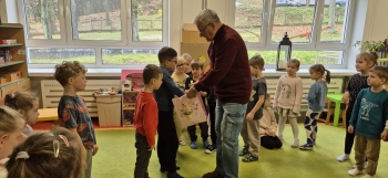 e1345e14-7213-4f78-8ab8-14044300379a