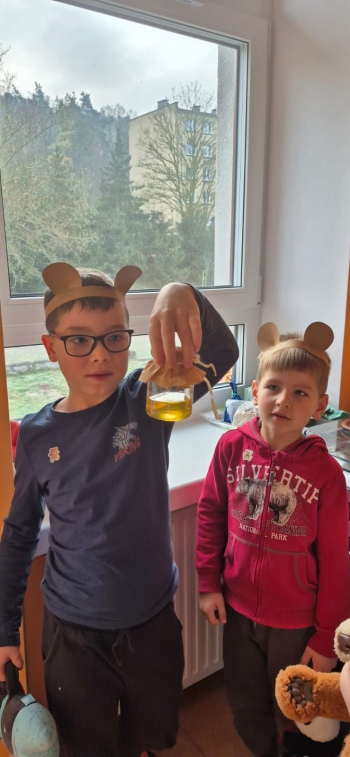 3a5d43fb-ffe5-47d9-8052-31ac3a12c3fa