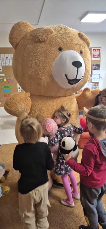 6bcd98fc-bb3b-4481-b464-ff4c07502ec3