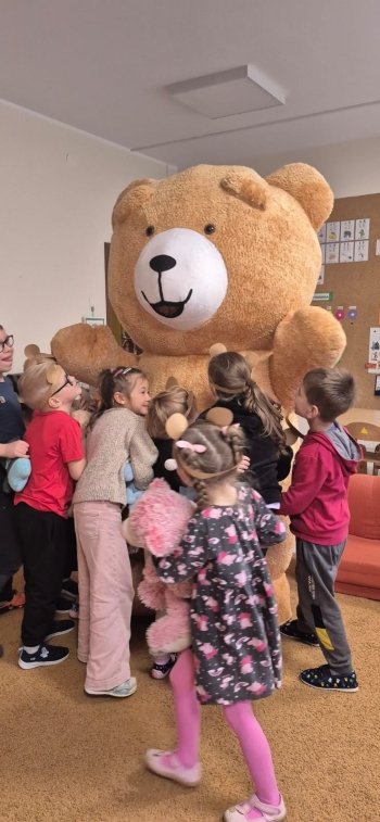 216b5a93-cb85-4228-a1cb-f4145f1eaa43