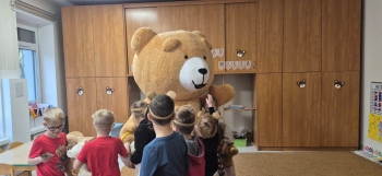 828e17ca-1cf4-45ae-bd3d-af4fc7765449