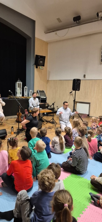 9fe9a9db-a5a3-4321-9fa6-17217664f48a