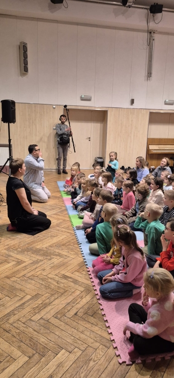 24dc3953-c482-4e94-9379-647018a6431a