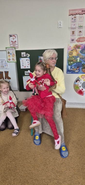 43d6f5a3-a8f8-4b37-a192-e1db2d02dbb3