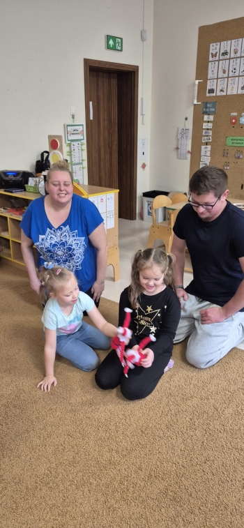 635fdd16-2c9d-43ca-849d-4d299e241f4f