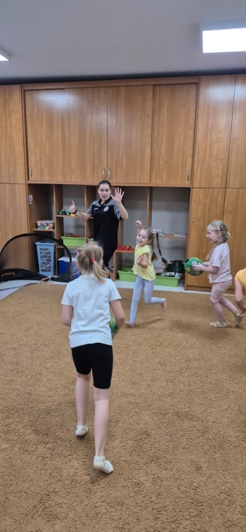 890c3921-2dea-4078-8dee-5ca5498b3634