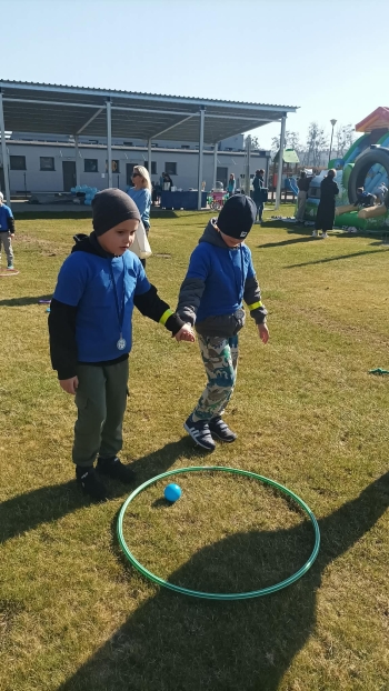 d94bc281-a5f3-491a-95a7-e21ed853487b