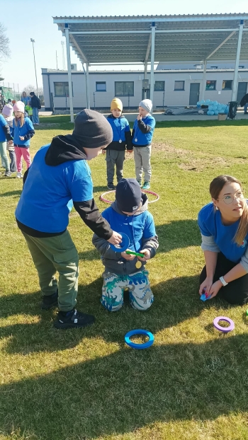 d7761475-5e6e-45f5-9a00-48f2368aab4d