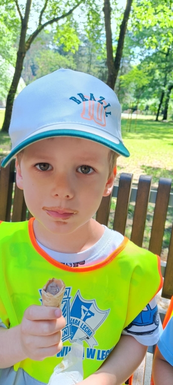 d9e2327b-2e7d-4fcc-a0b6-dad3fe1794d0.jpeg