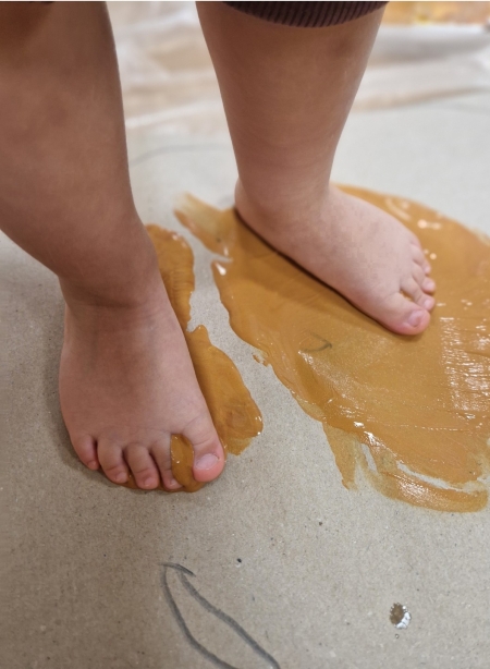 Warzywa stopą malowane