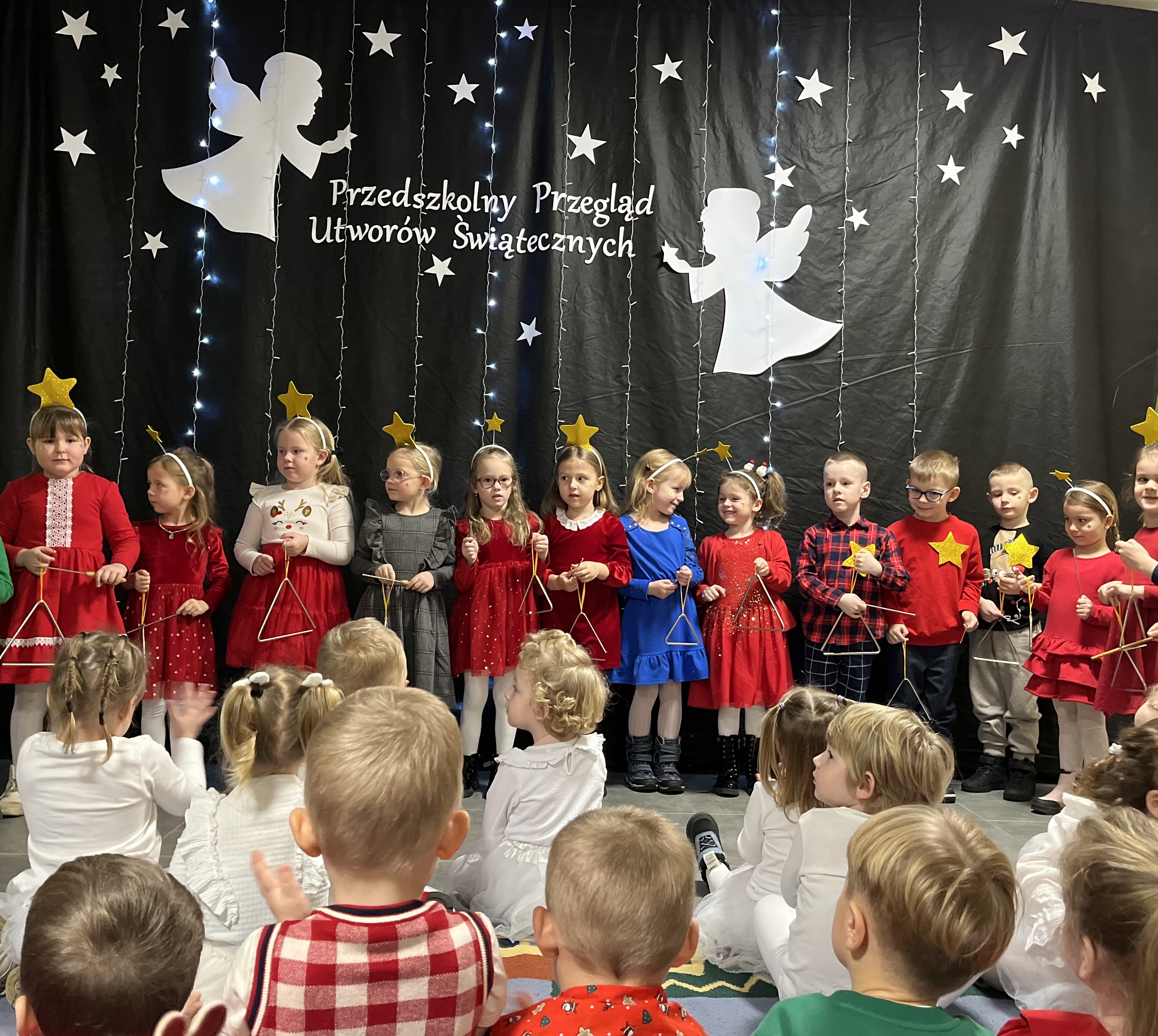 PRZEDSZKOLNY PRZEGLĄD UTWORÓW ŚWIĄTECZNYCH