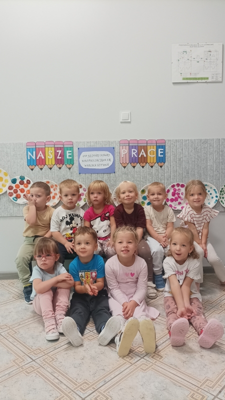 OD JEDNEJ MAŁEJ KROPKI ZACZĘŁA SIĘ WIELKA SZTUKA 